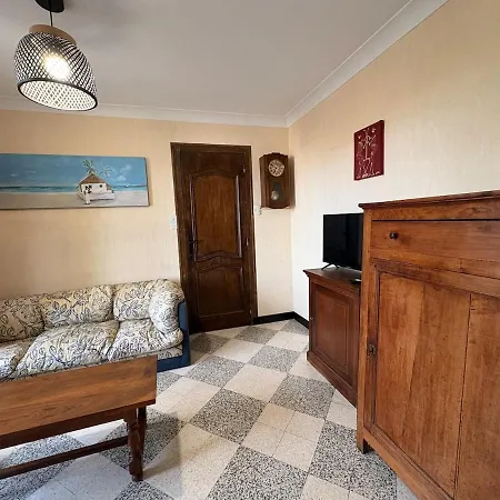 Vendégház La Rohannaise - Maison Charentaise Avec Sauna 3*